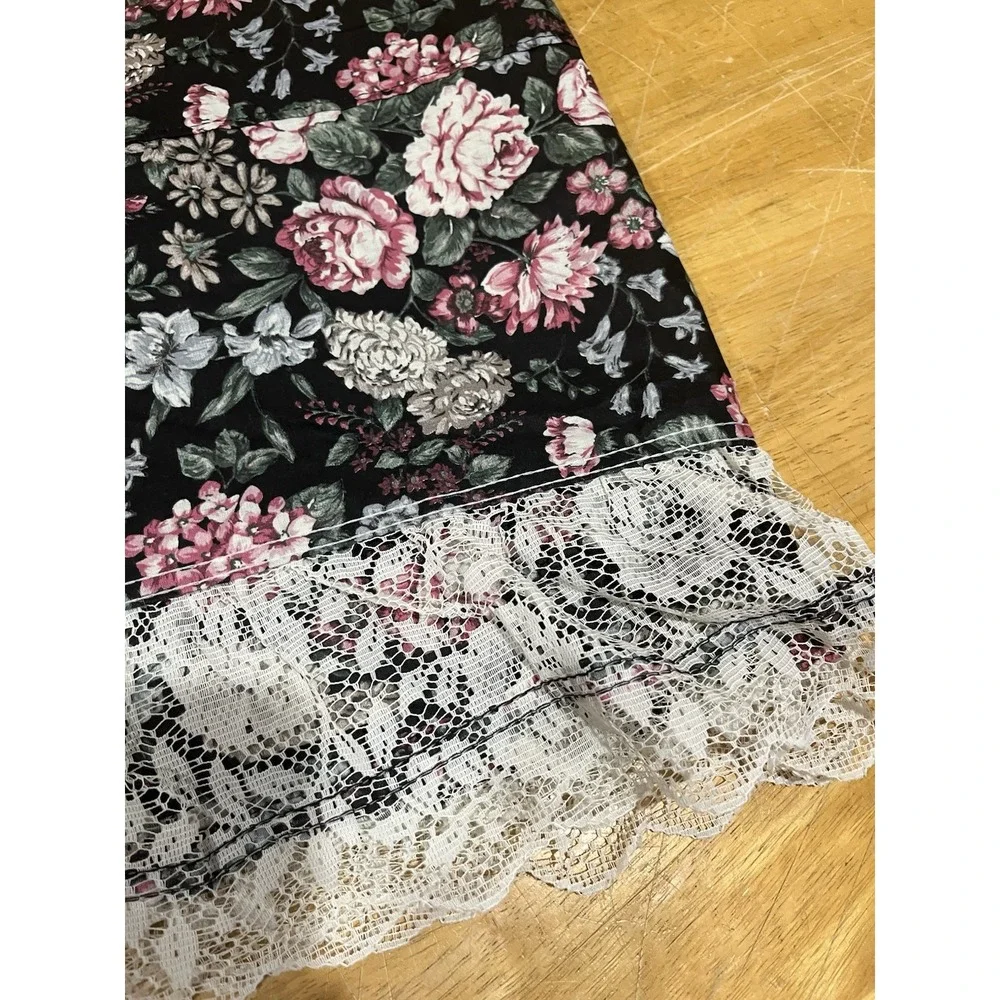 Vtg Rose Pink‎ Black Lace Valance 58x16